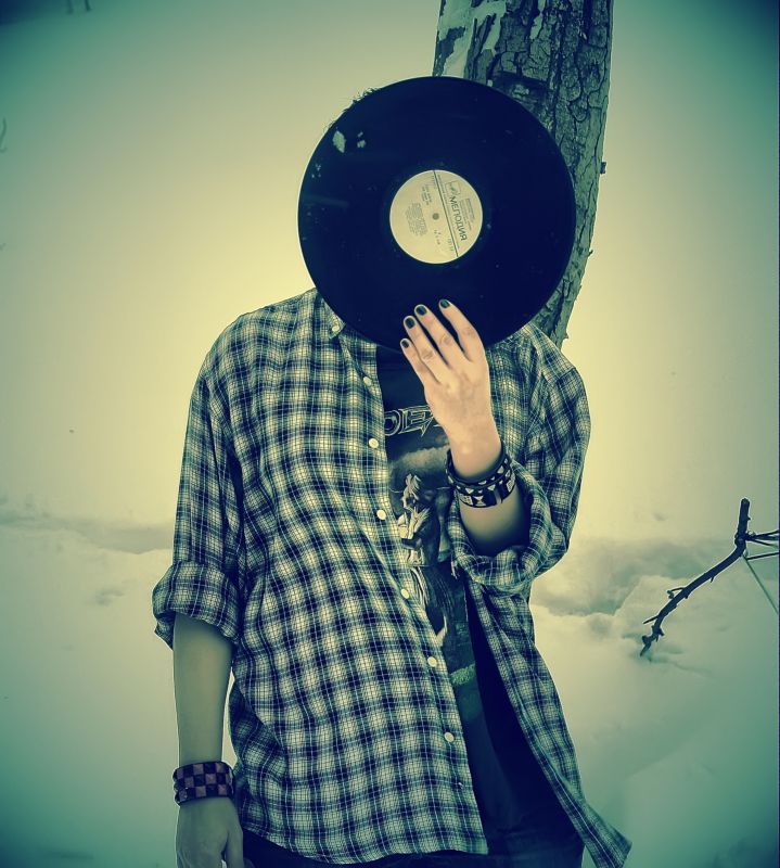  Faceless