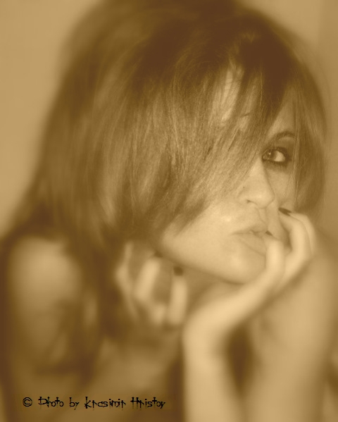  Melania