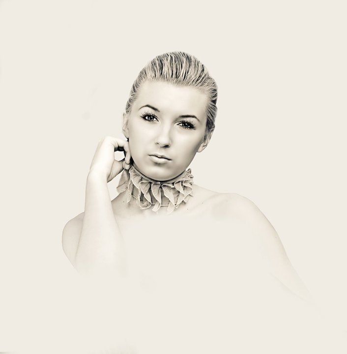  Silver Lady