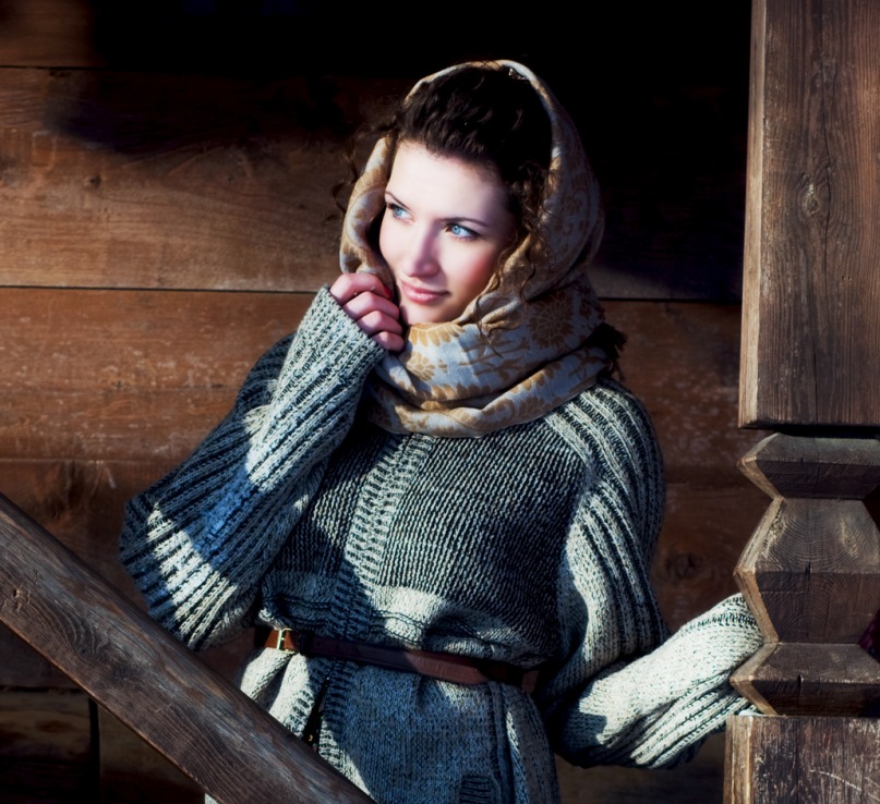  Russian folk beauty