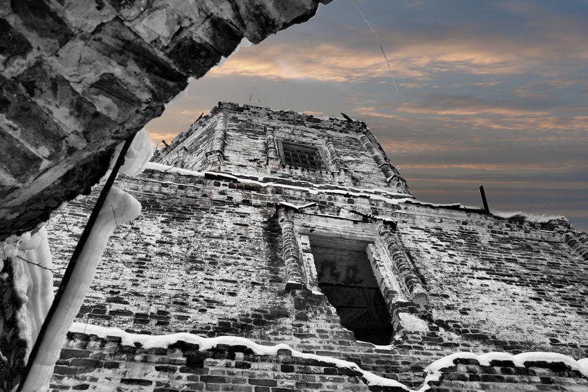  Old Castle