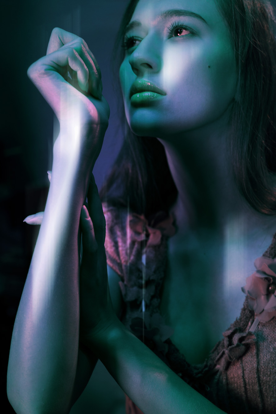  ELENA BERRY