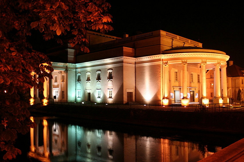  Kalisz - Theatre by night 