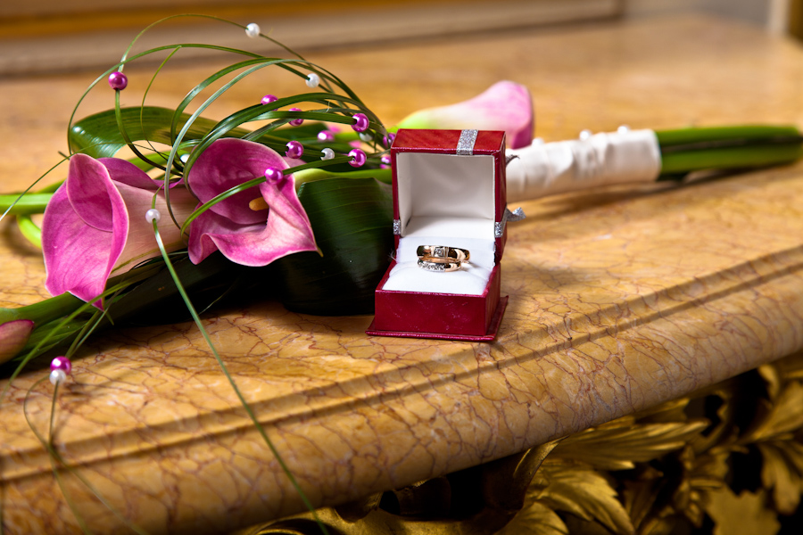  Rings `n` flowers
