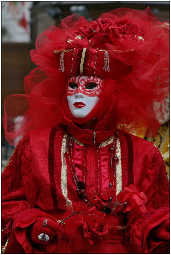  Maschera in rosso