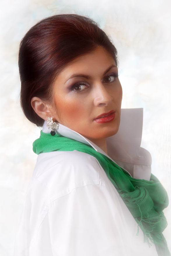 Lady in green scarf