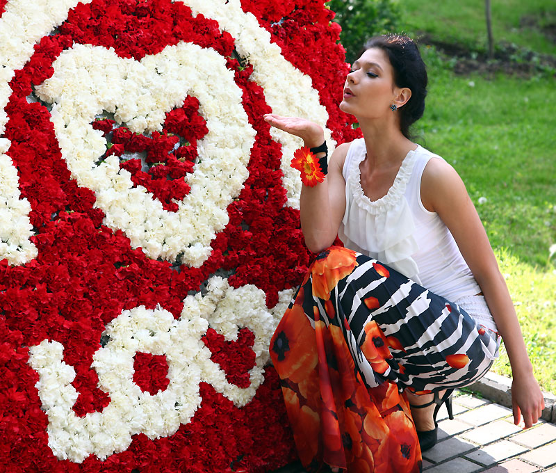  Love)))