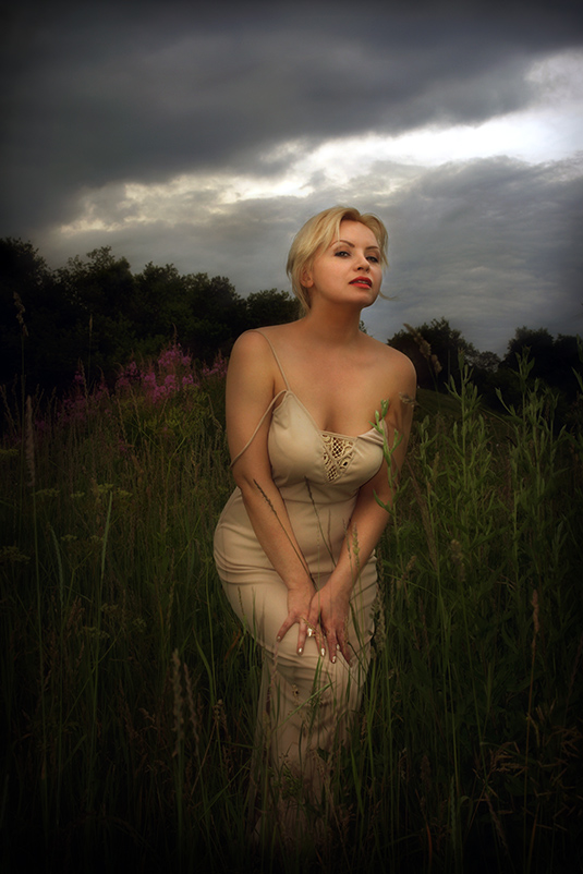  Angela 3
