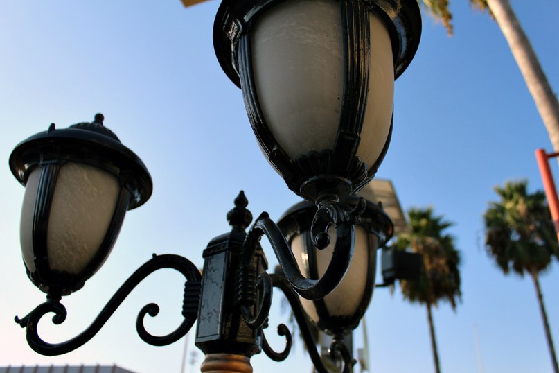   "Los Angeles"