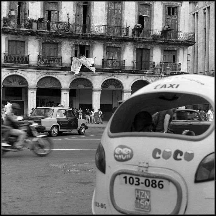  TAXI (1)