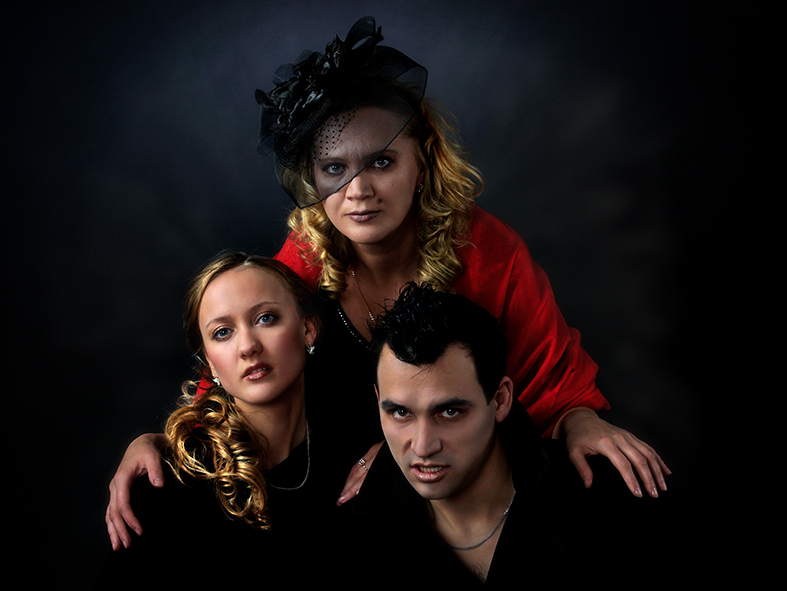  Family Vampire...3