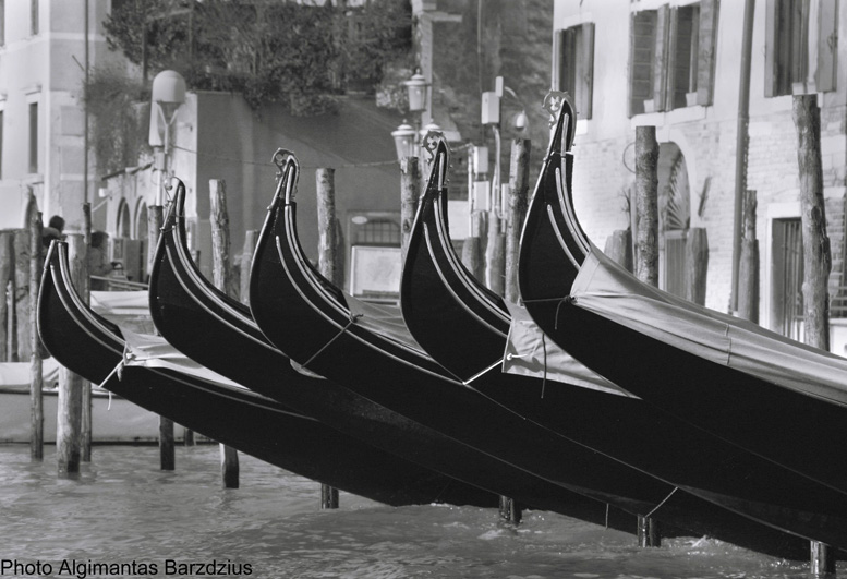  Gondolas