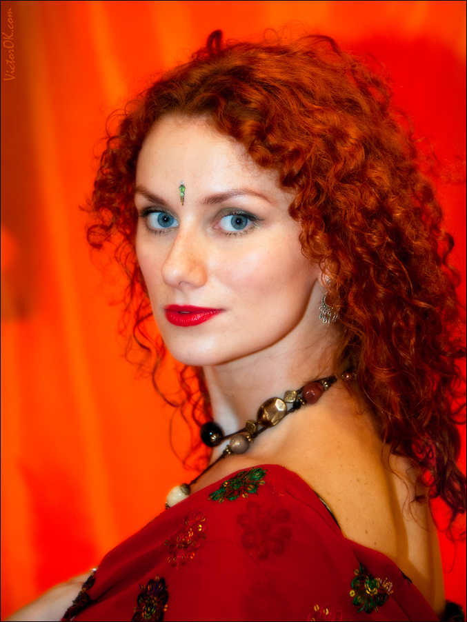  Red girl