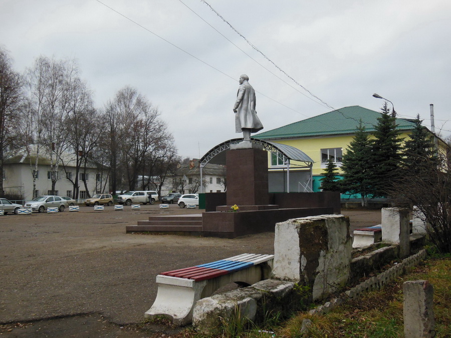   ( 2013 