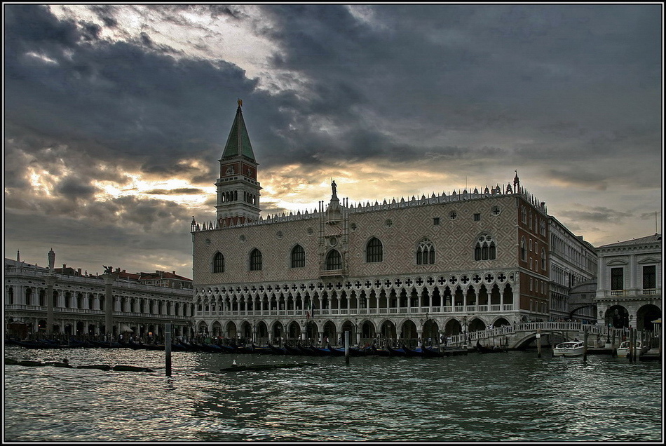  Palazzo Ducale