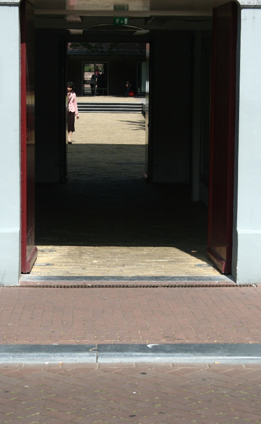  A.