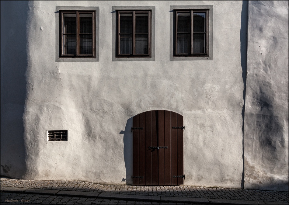  Shadows
