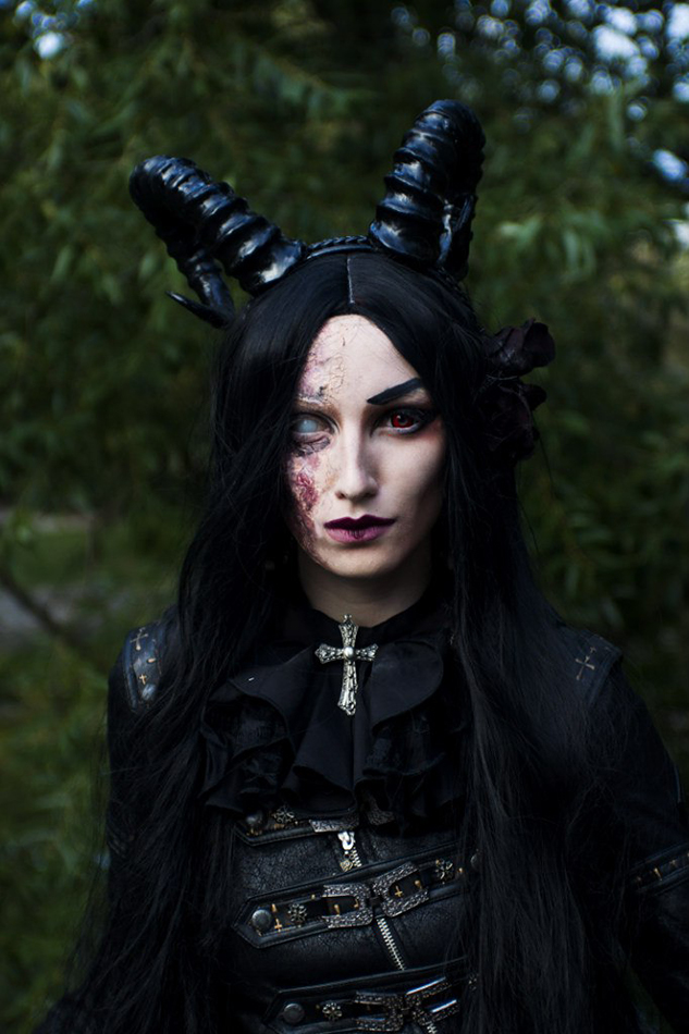  Lord of Shadows