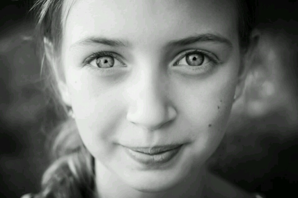  Eyes