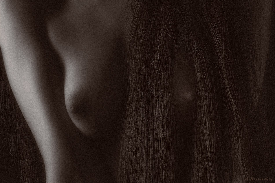  Bust and hair.