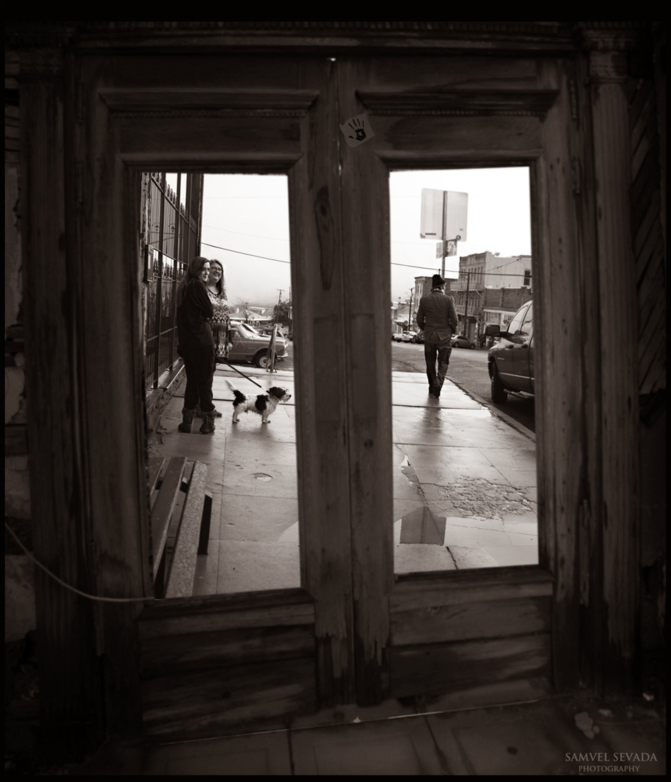  The door