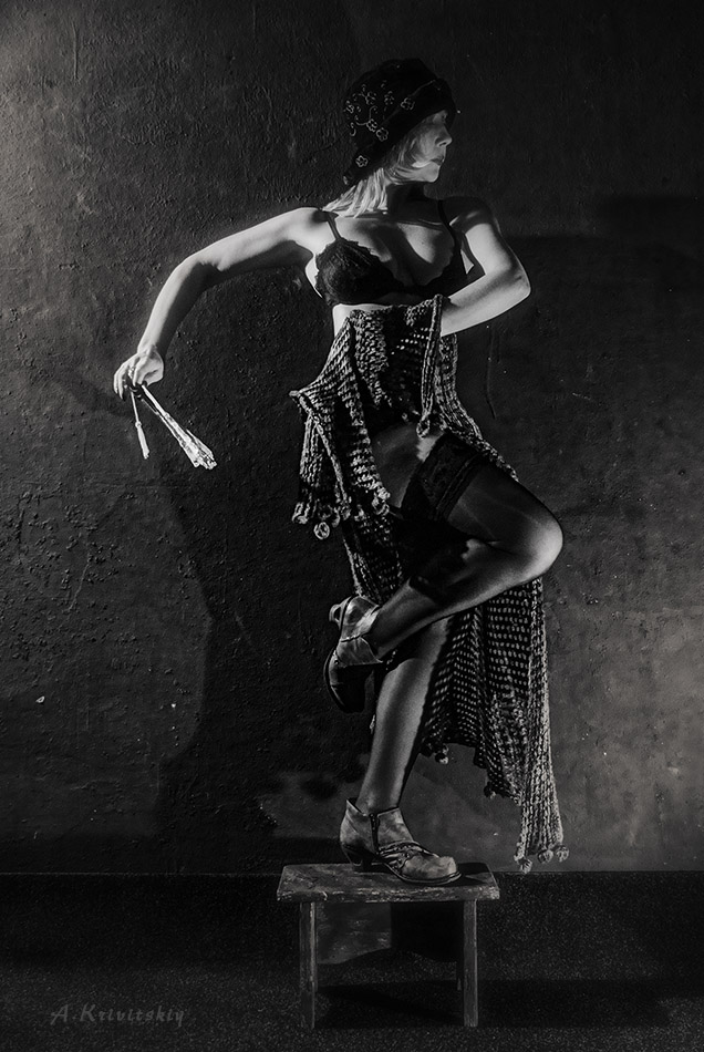  Studio portrait in a photo theater.