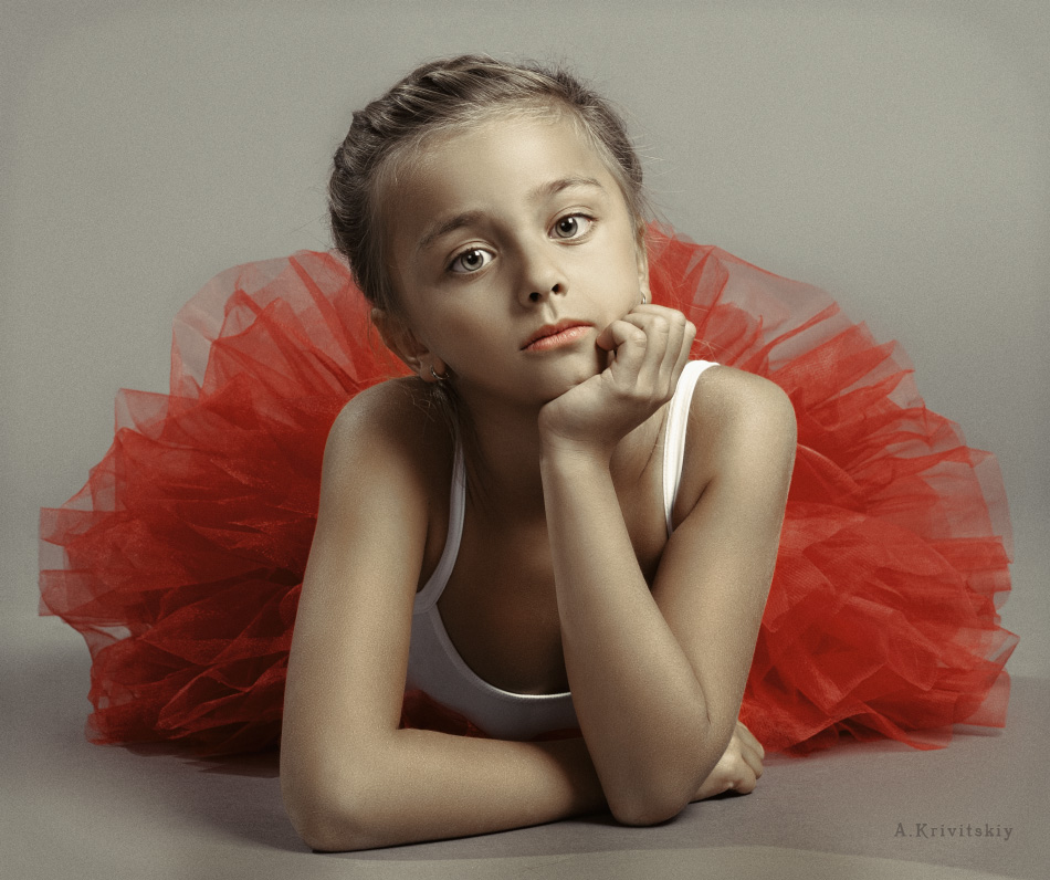  Children`s portrait. Photo theater.