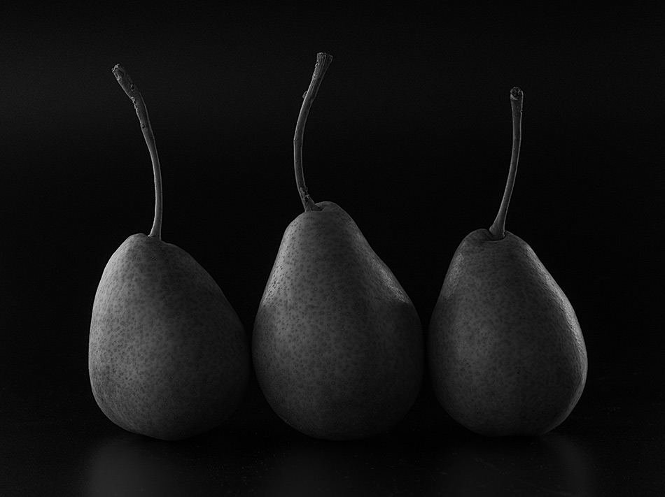  Three green pears