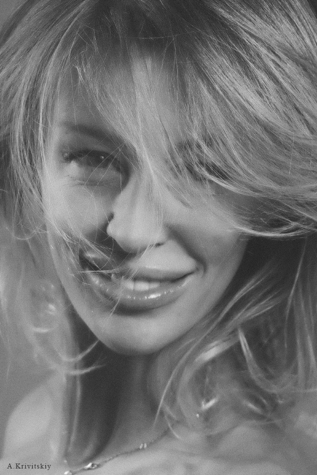  Portrait. Studio glamor.