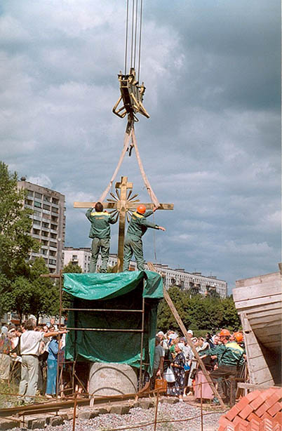 ���������� ****