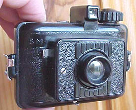 Malutka-front-th.jpg