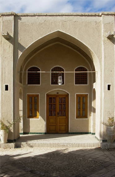  Kermun, Iran