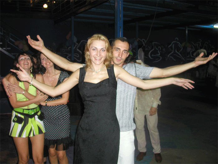   2004 . 