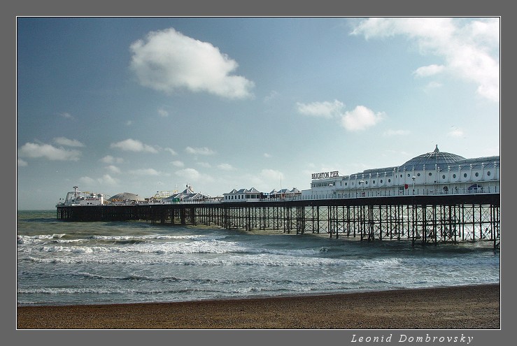  Brighton pier   