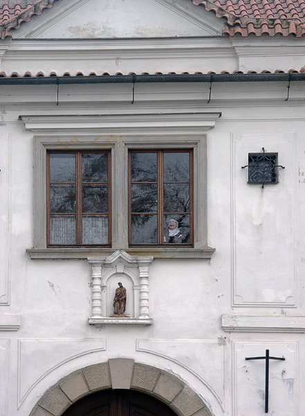  :  -  2003