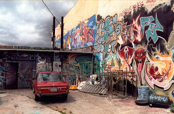  Urban decay 