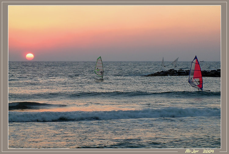  Sail 