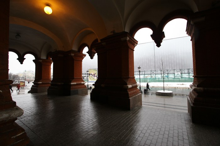       CANON EF-S