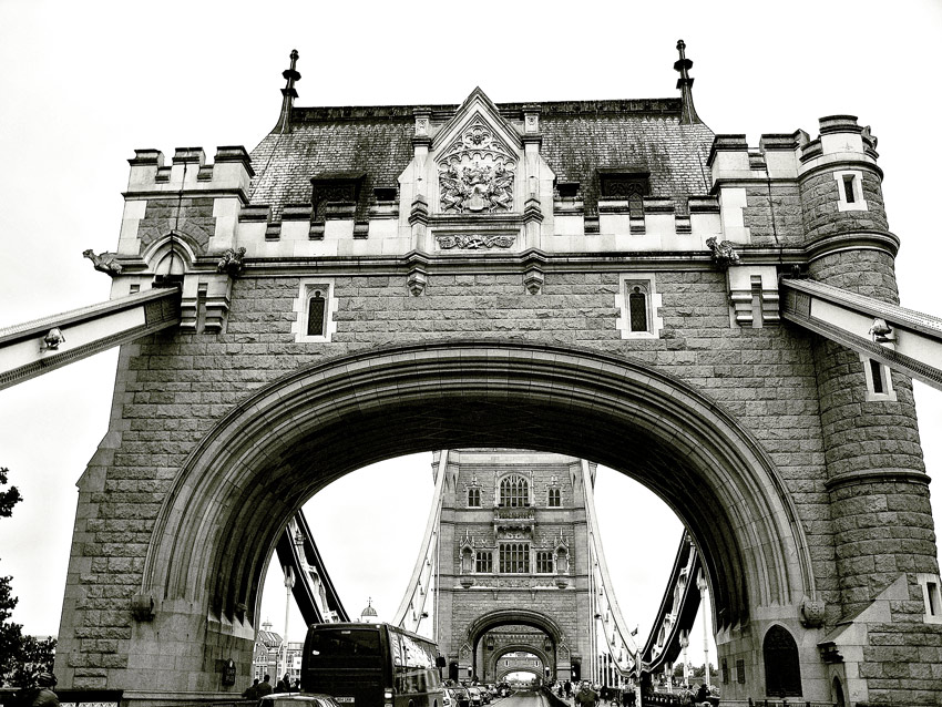  Tower Bridge (London) -   