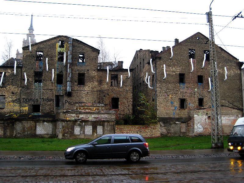   ģ  -2.