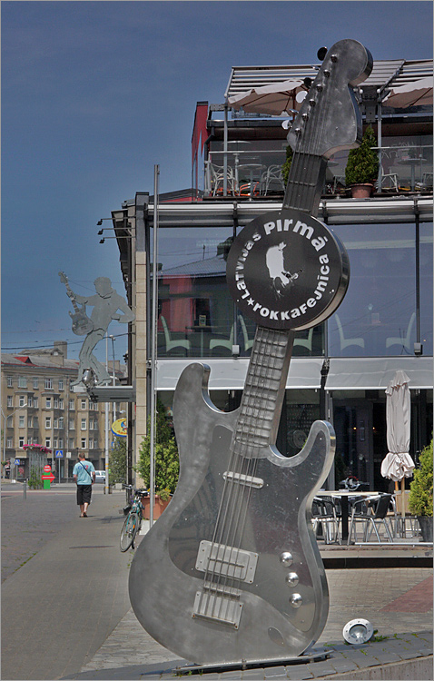  Don`t play your Rock n` Roll to me