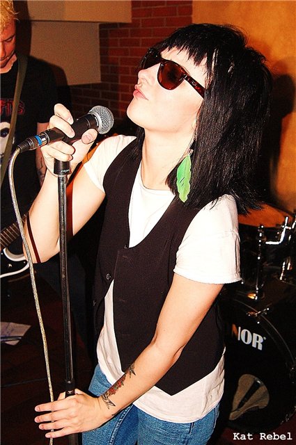  Sheena is Punk-Rocker (c) Ramones