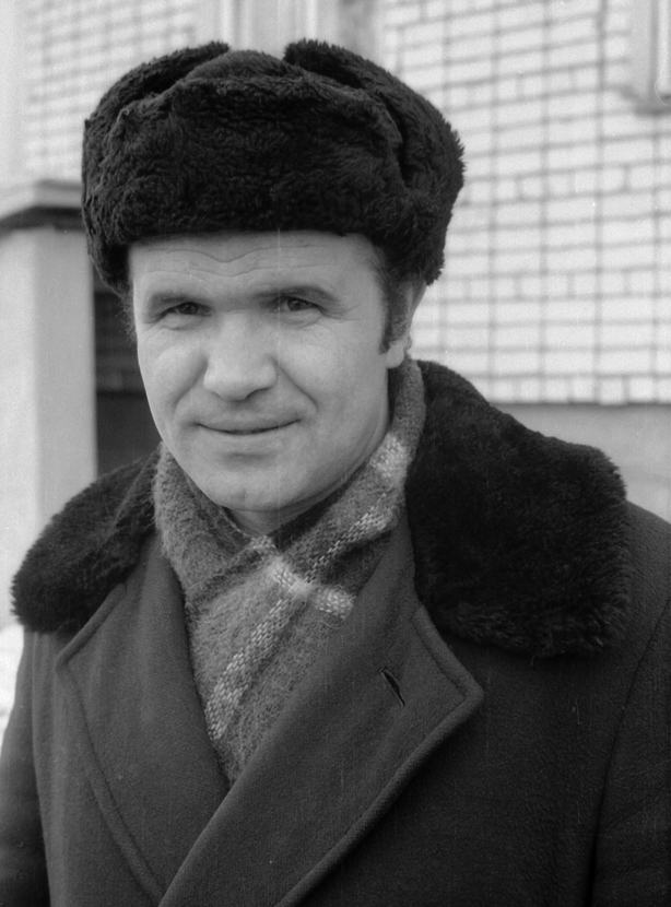  .. (1974)