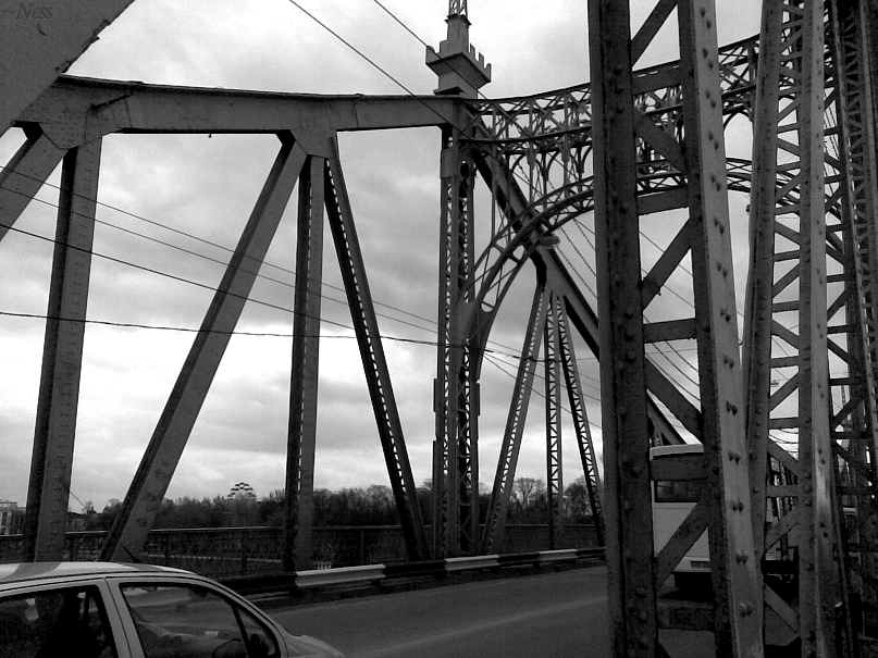  Inside Bridge