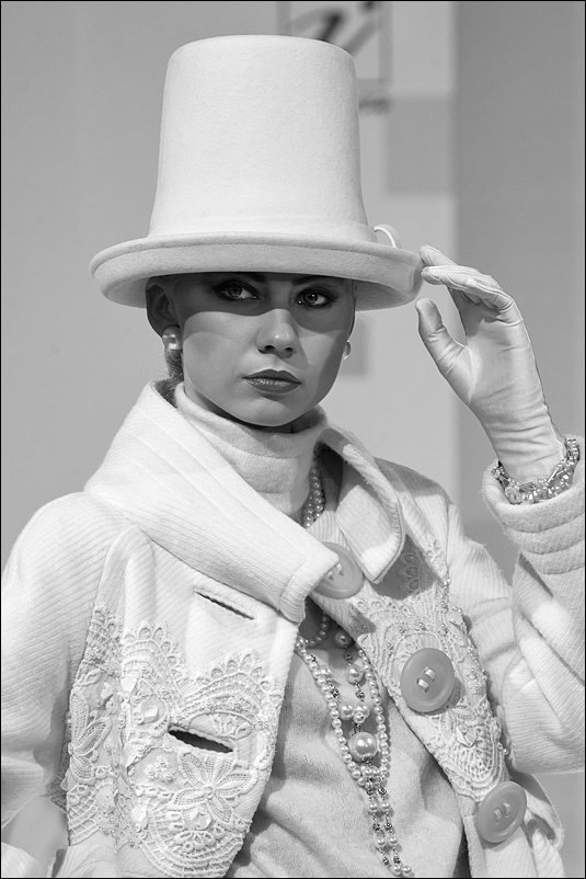   CHAPEAU-2011
