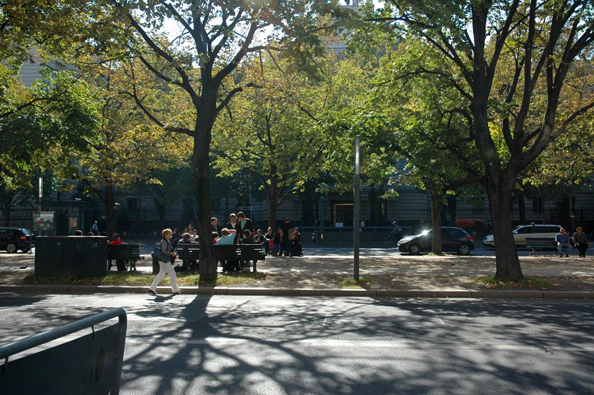  Unter den Linden