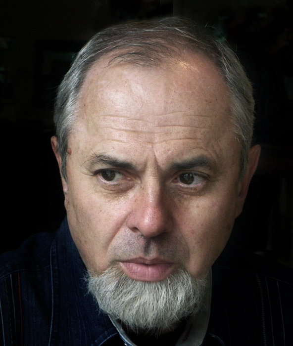  BAZ