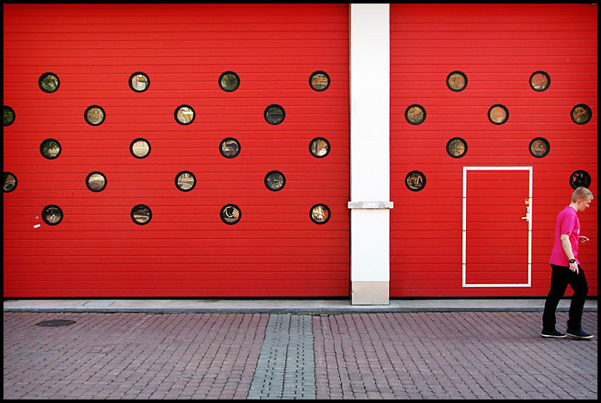  holes in red