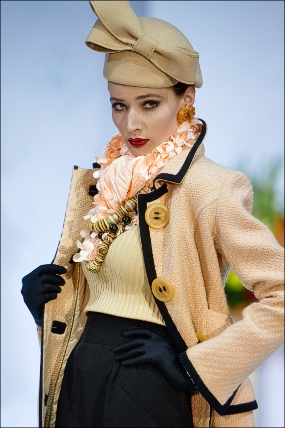  Chapeau 2013
