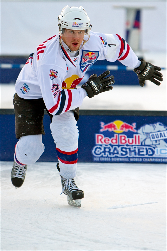  Crashed Ice   